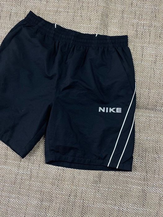 Nike Nike vintage shorts black Size US 33 - 2 Preview