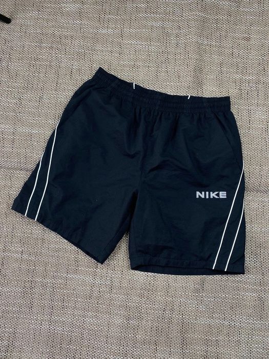 Nike Nike vintage shorts black Size US 33 - 1 Preview