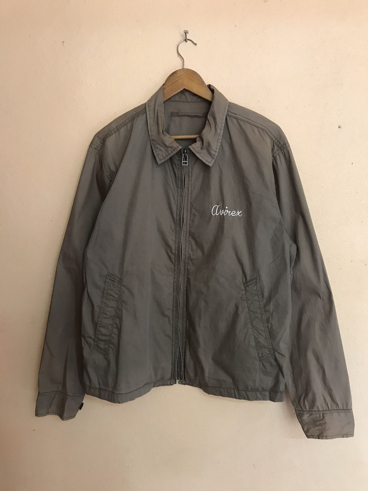 Avirex RARE VINTAGE AVIREX EMBROIDERED TIGER USS SARATOGA JACKET Size US M / EU 48-50 / 2 - 6 Thumbnail