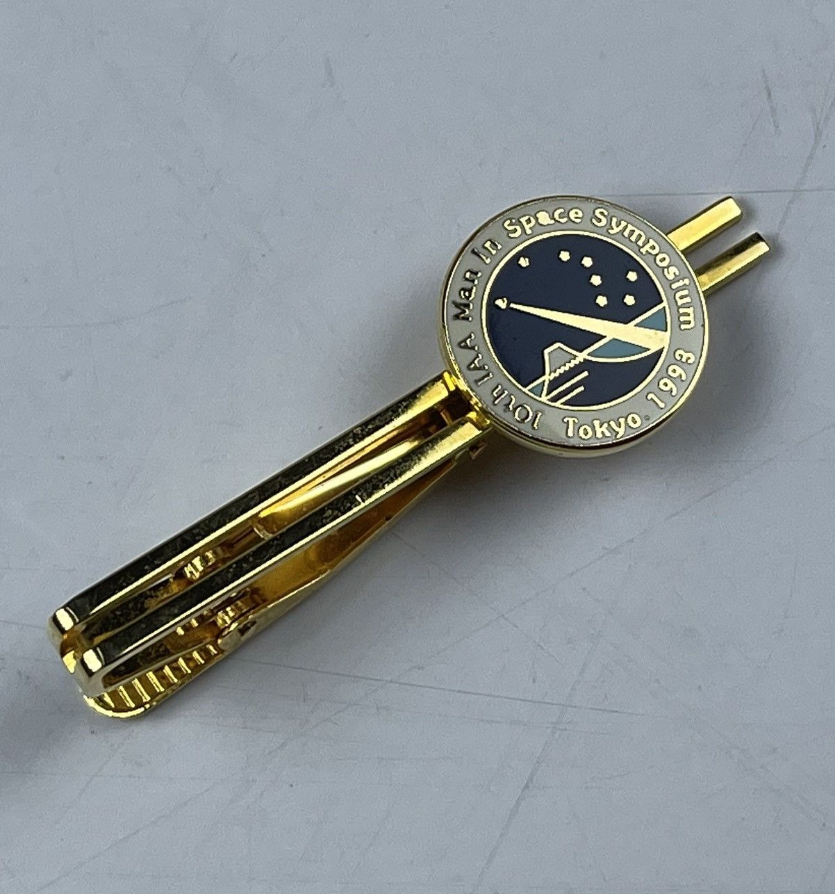 Japanese Brand × Vintage men in space symposium tie clips pin Size ONE SIZE - 1 Thumbnail