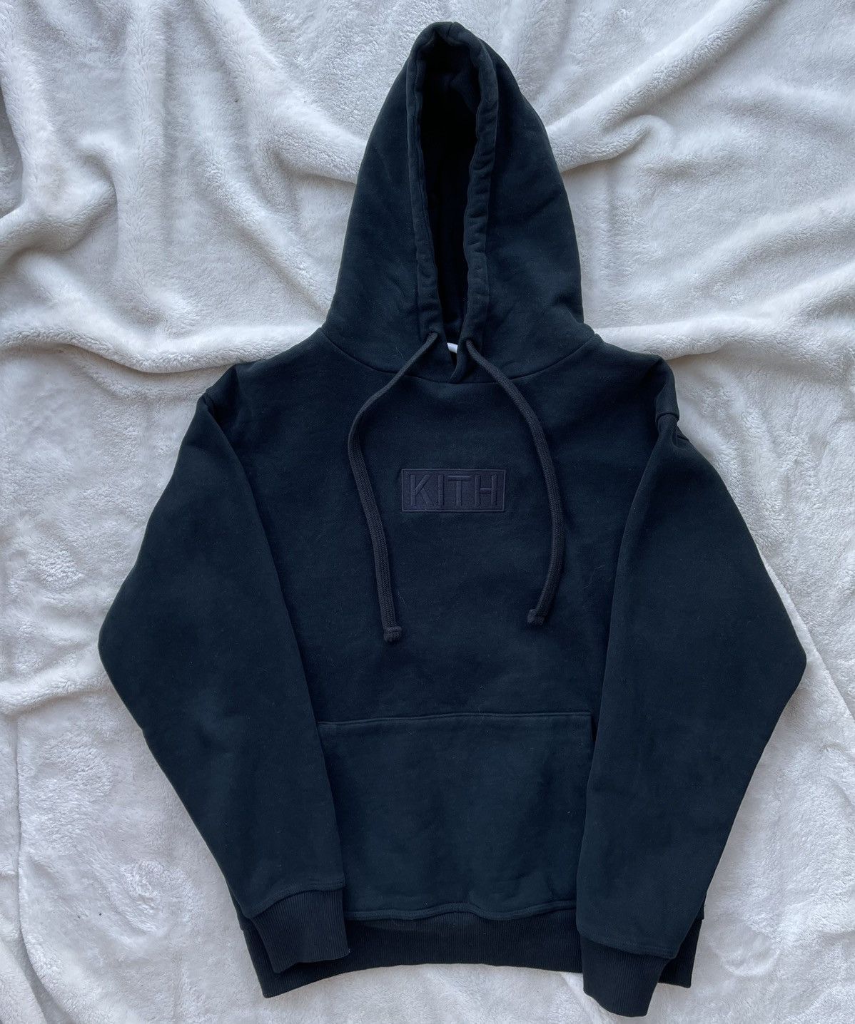 Kith black box logo hoodie best sale