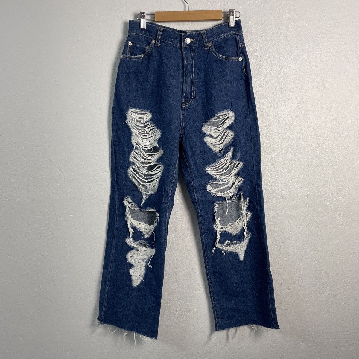 Japanese Brand Vintage awego Distressed Style Denim Jeans Size US 29 - 1 Thumbnail