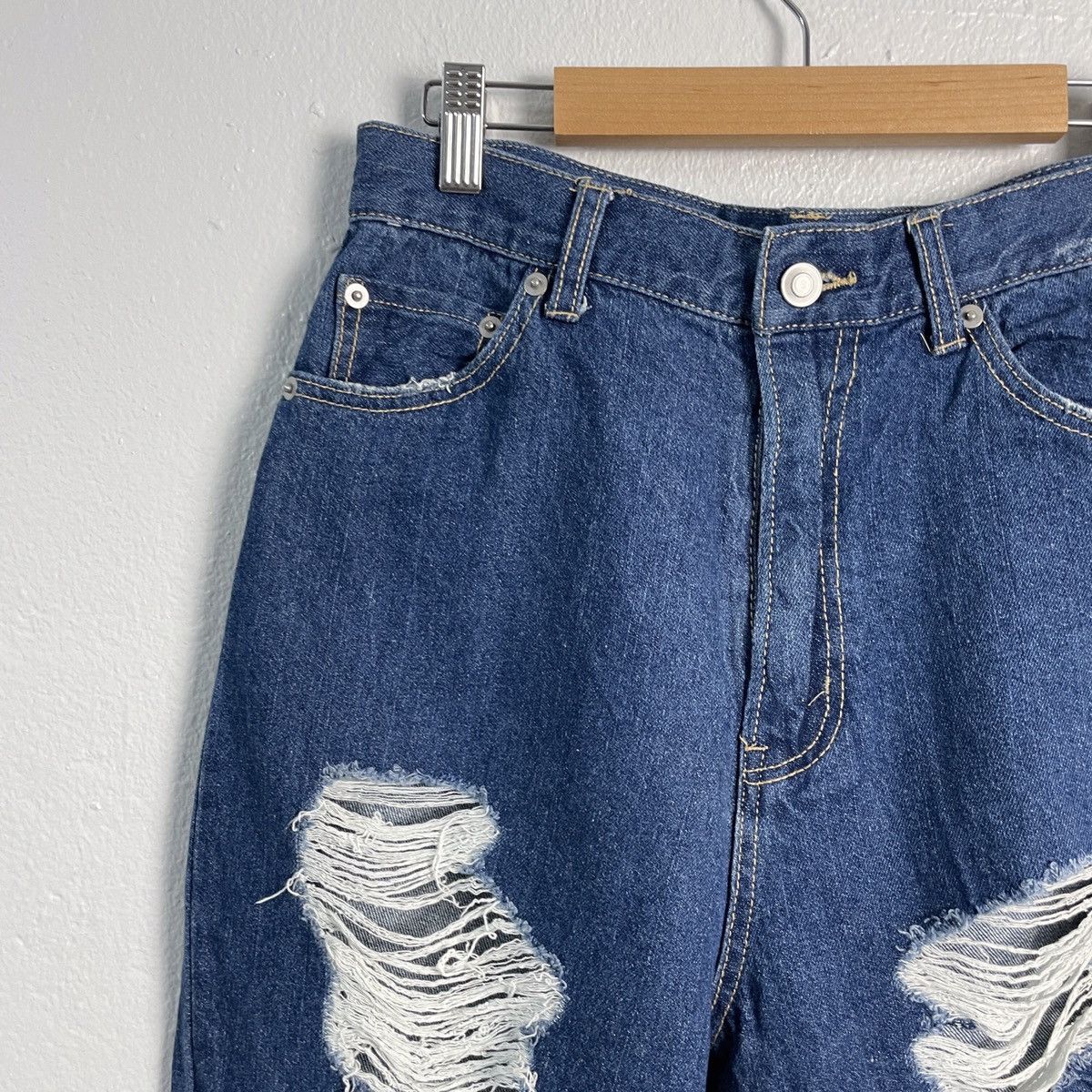 Japanese Brand Vintage awego Distressed Style Denim Jeans Size US 29 - 3 Thumbnail