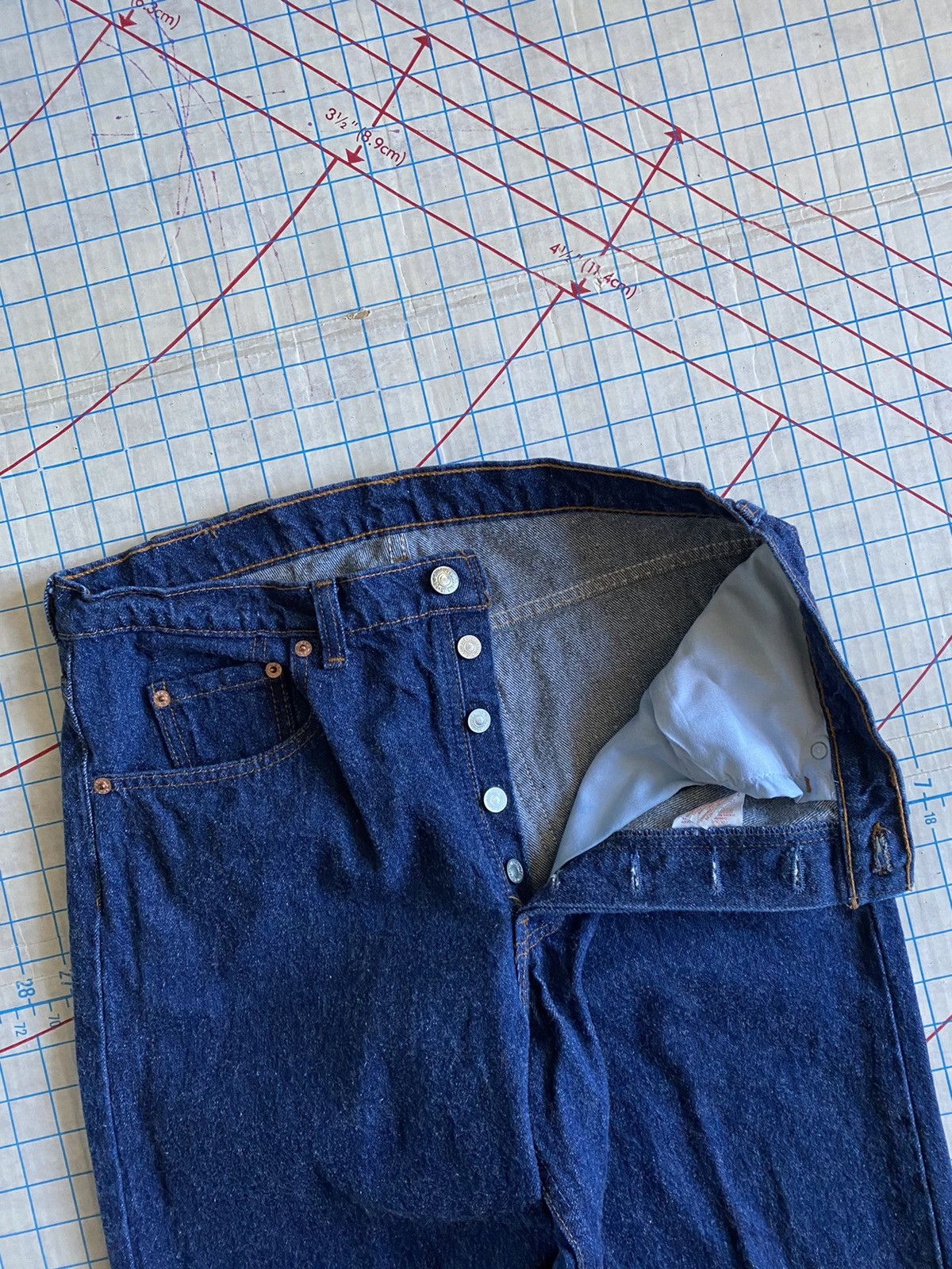 Levi's × Levi's Vintage Clothing × Vintage Vintage Levi’s 501 Indigo Wash fits 33x29 tagged 34x32 Size US 33 - 6 Thumbnail