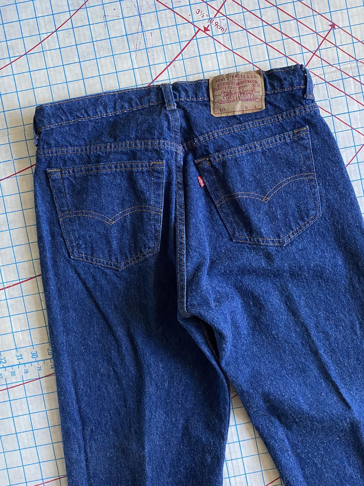 Levi's × Levi's Vintage Clothing × Vintage Vintage Levi’s 501 Indigo Wash fits 33x29 tagged 34x32 Size US 33 - 10 Thumbnail
