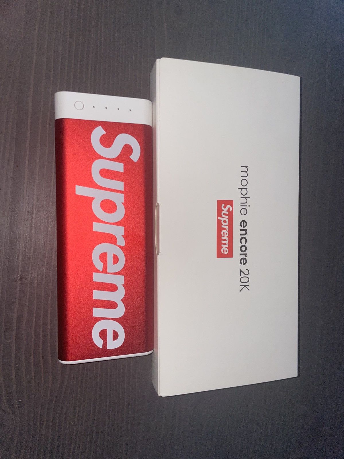 Supreme mophie encore 20k charger - Accessories