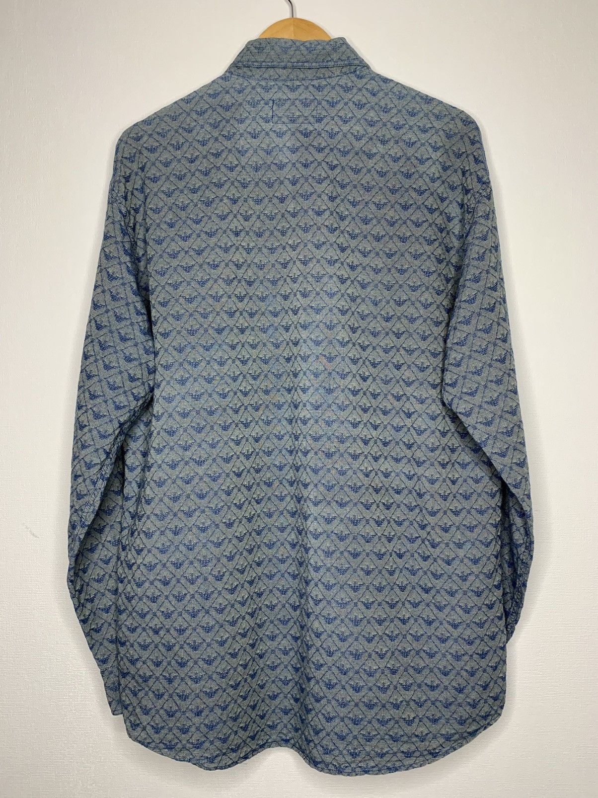 Armani × Vintage Vintage 1990s Armani Monogram Textured Weave Navy Shirt Size US L / EU 52-54 / 3 - 21 Thumbnail
