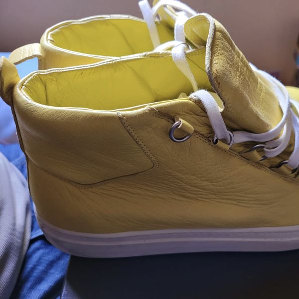 Yellow sales balenciaga arena