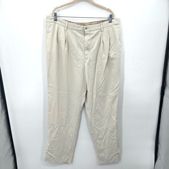Tommy Bahama Tommy Bahama Silk Blend Khaki Straight Leg Pleated pants