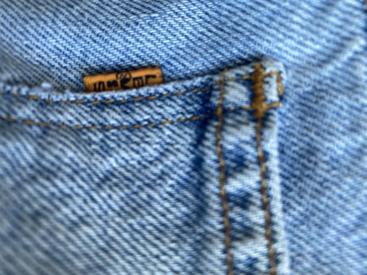Vintage Vintage y2k Levi’s 550 orange tab jean shorts Levi’s jorts Size US 32 / EU 48 - 6 Preview