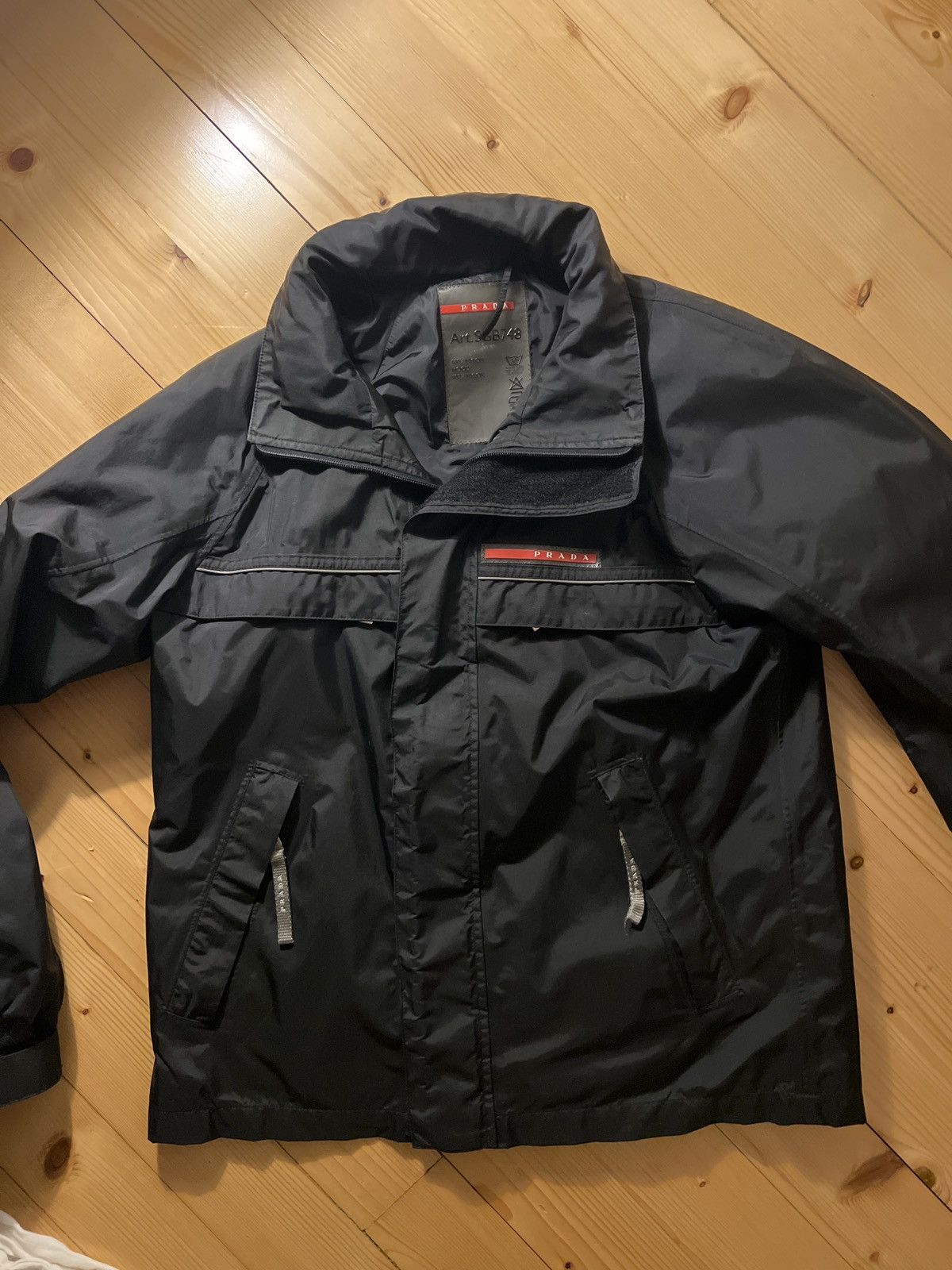 Prada Prada Gore Tex Ski Jacket Red Tab with 6 Pockets and Hood Size US M / EU 48-50 / 2 - 3 Thumbnail