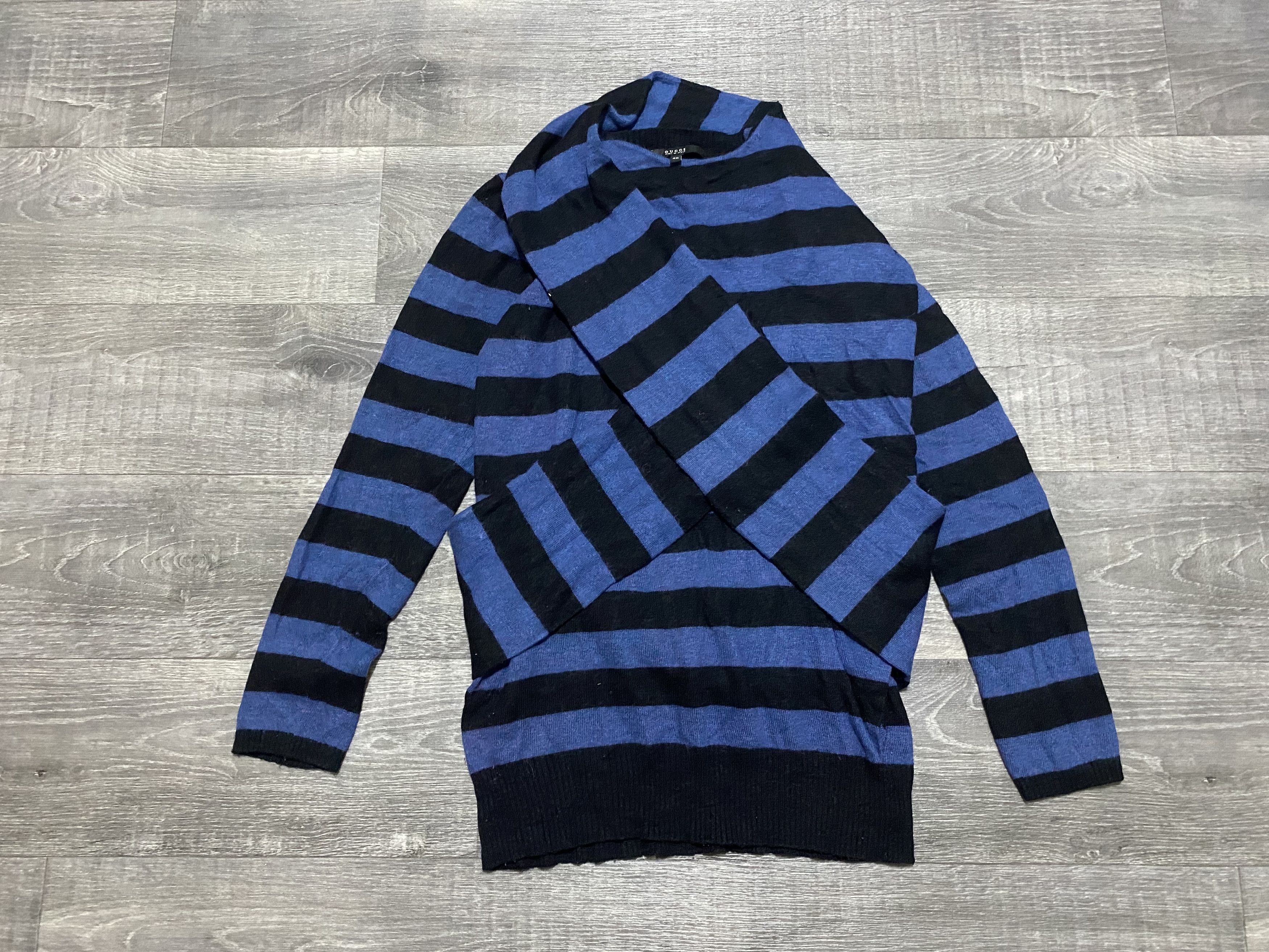 Gucci Women's Gucci Vintage Striped Transformer Mohair Sweater Size S / US 4 / IT 40 - 5 Thumbnail