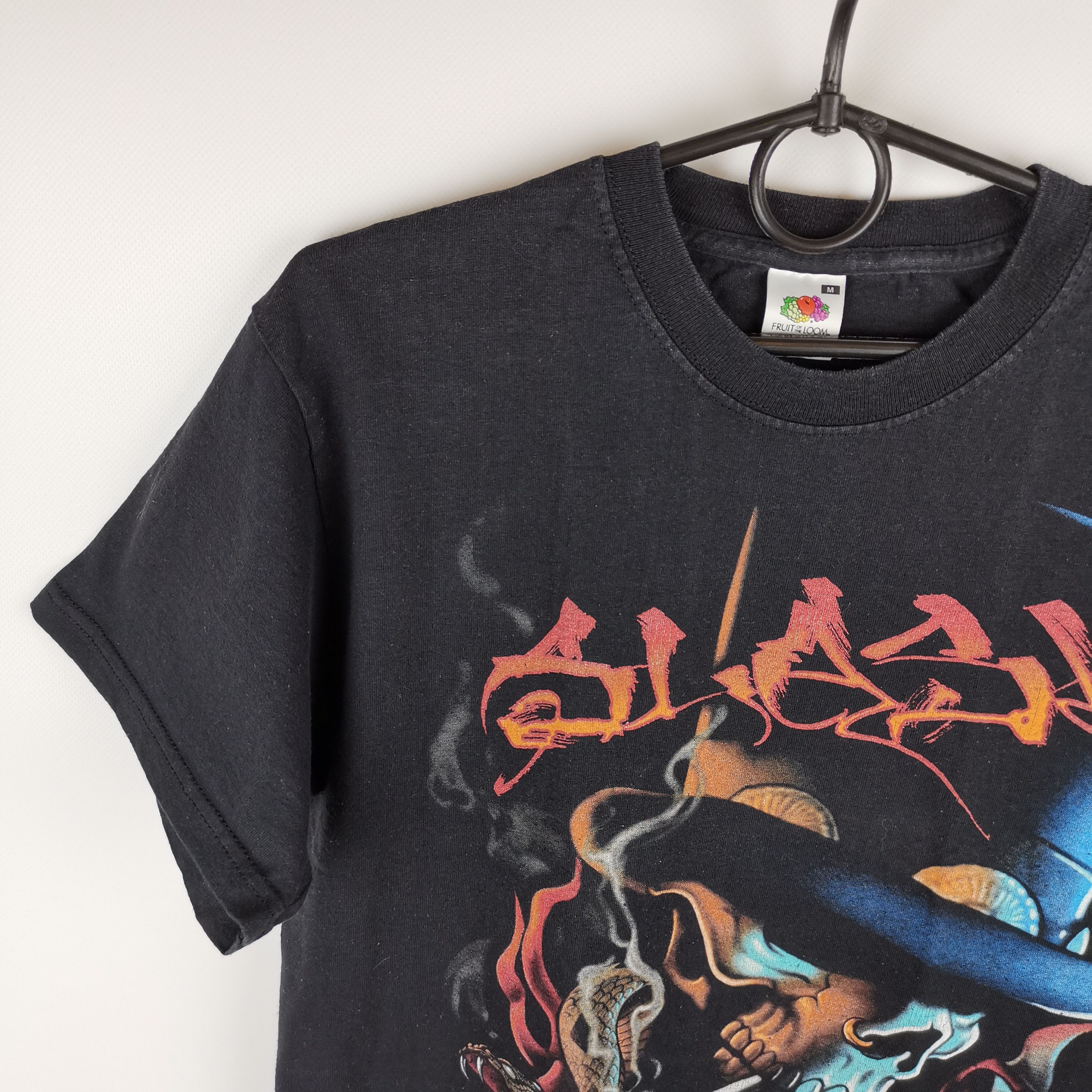 Band Tees Vintage Tour 2011 12 Slash Fruit of the Loom rock tee shirt Size US M / EU 48-50 / 2 - 4 Thumbnail