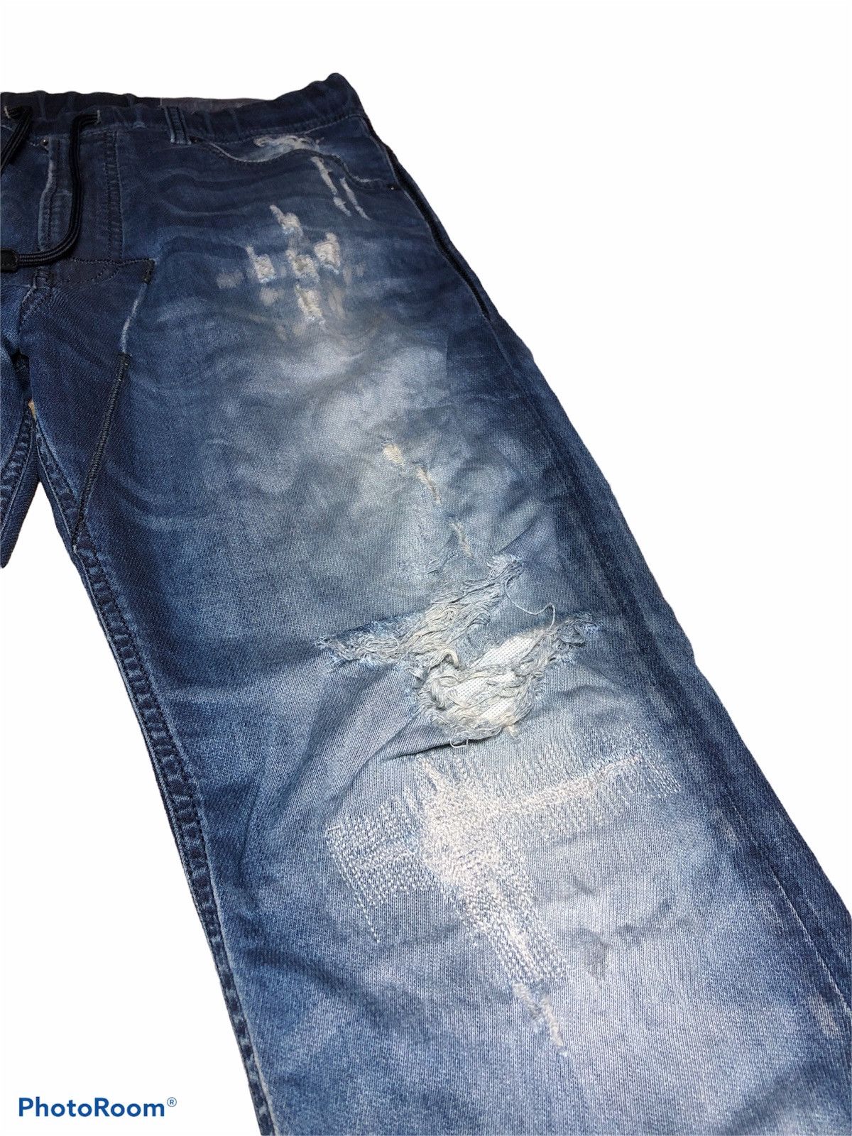 Diesel DIESEL NARROTINE DISTRESSED SWEETPANTS Size US 30 / EU 46 - 6 Thumbnail