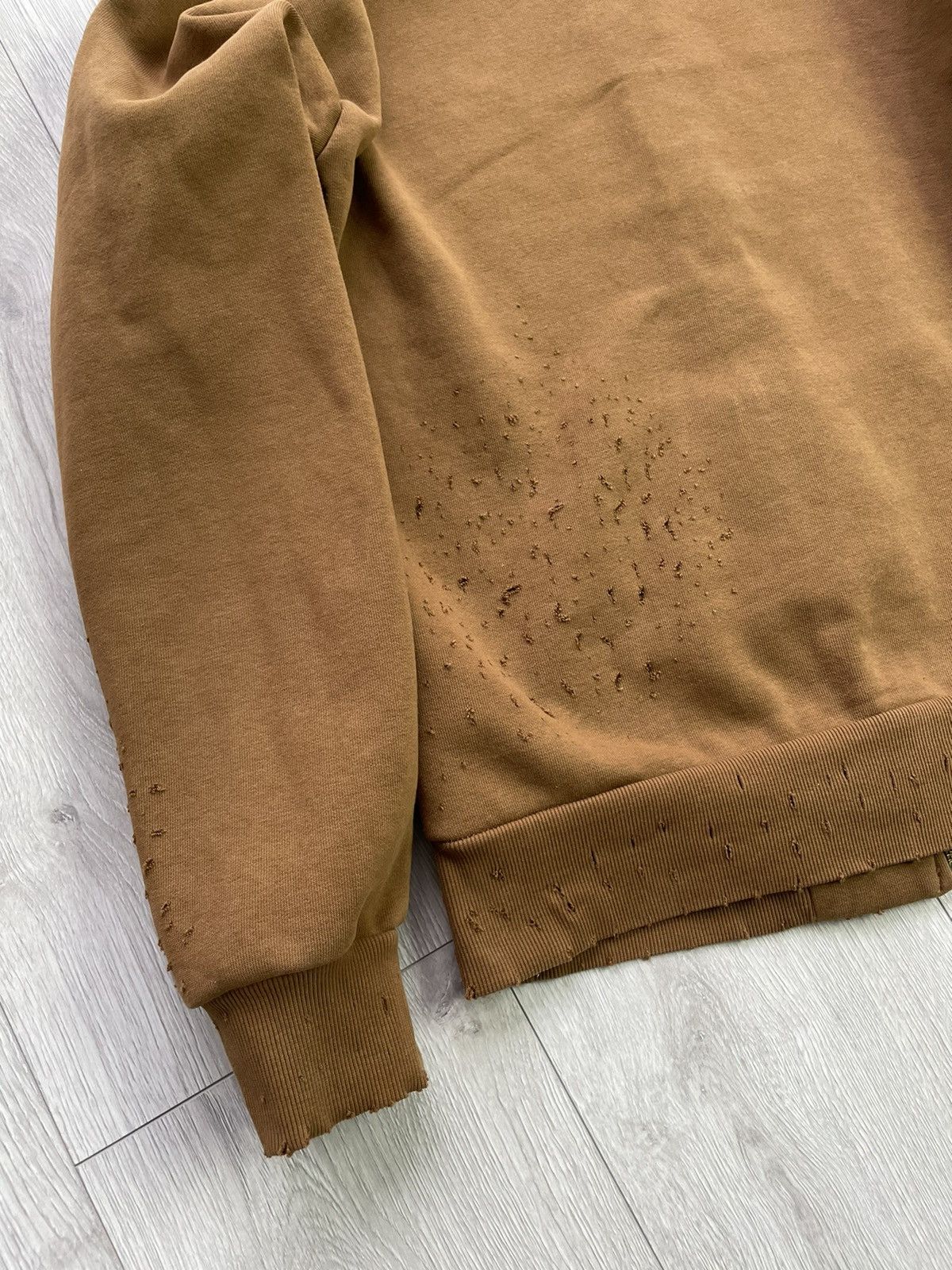 Carhartt Carhartt Distressed Hooded Jacket / Hoodie Brown *Vintage* Size US S / EU 44-46 / 1 - 16 Thumbnail