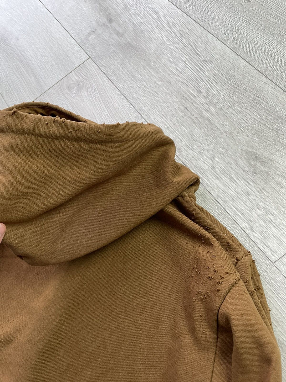 Carhartt Carhartt Distressed Hooded Jacket / Hoodie Brown *Vintage* Size US S / EU 44-46 / 1 - 18 Thumbnail