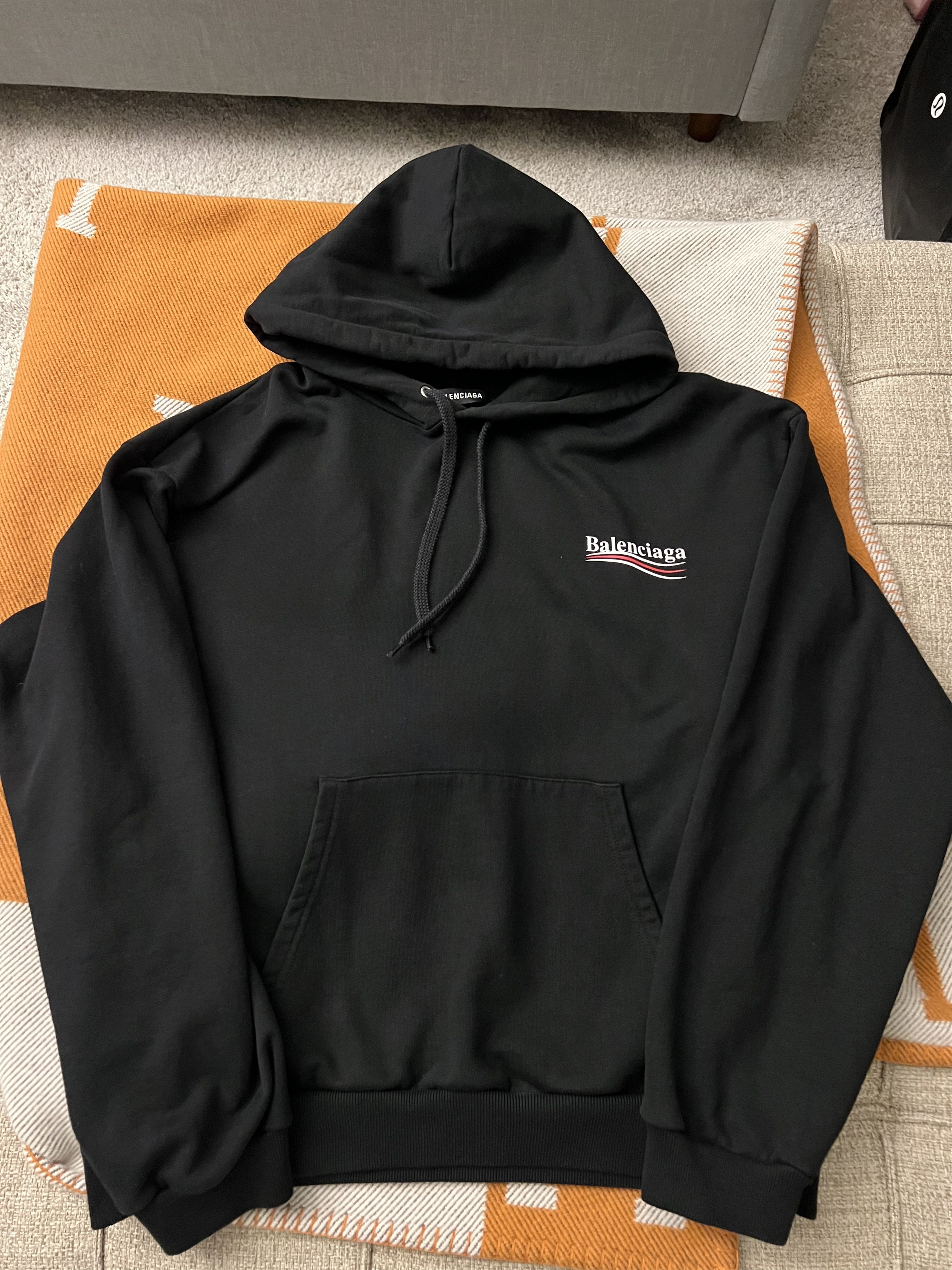 Balenciaga Balenciaga campaign hoodie Size US M / EU 48-50 / 2 - 1 Thumbnail