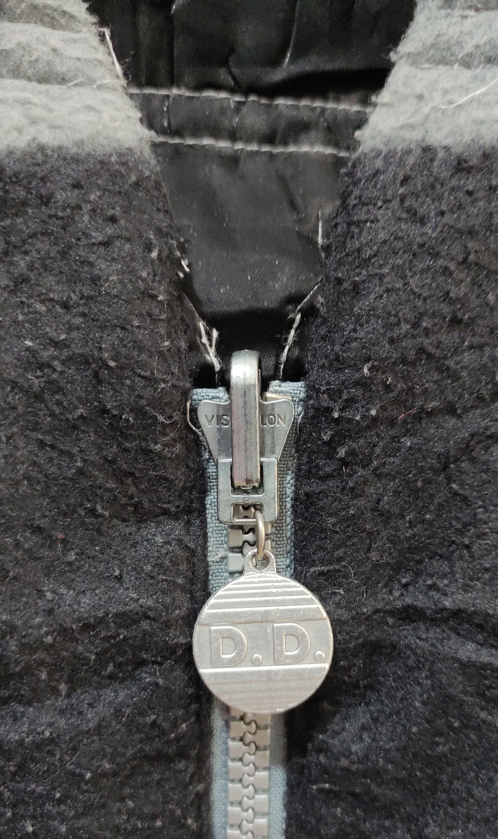 Descente Vintage 90s Descente Decor ski Sample Black Puffer Vest Size US L / EU 52-54 / 3 - 18 Thumbnail