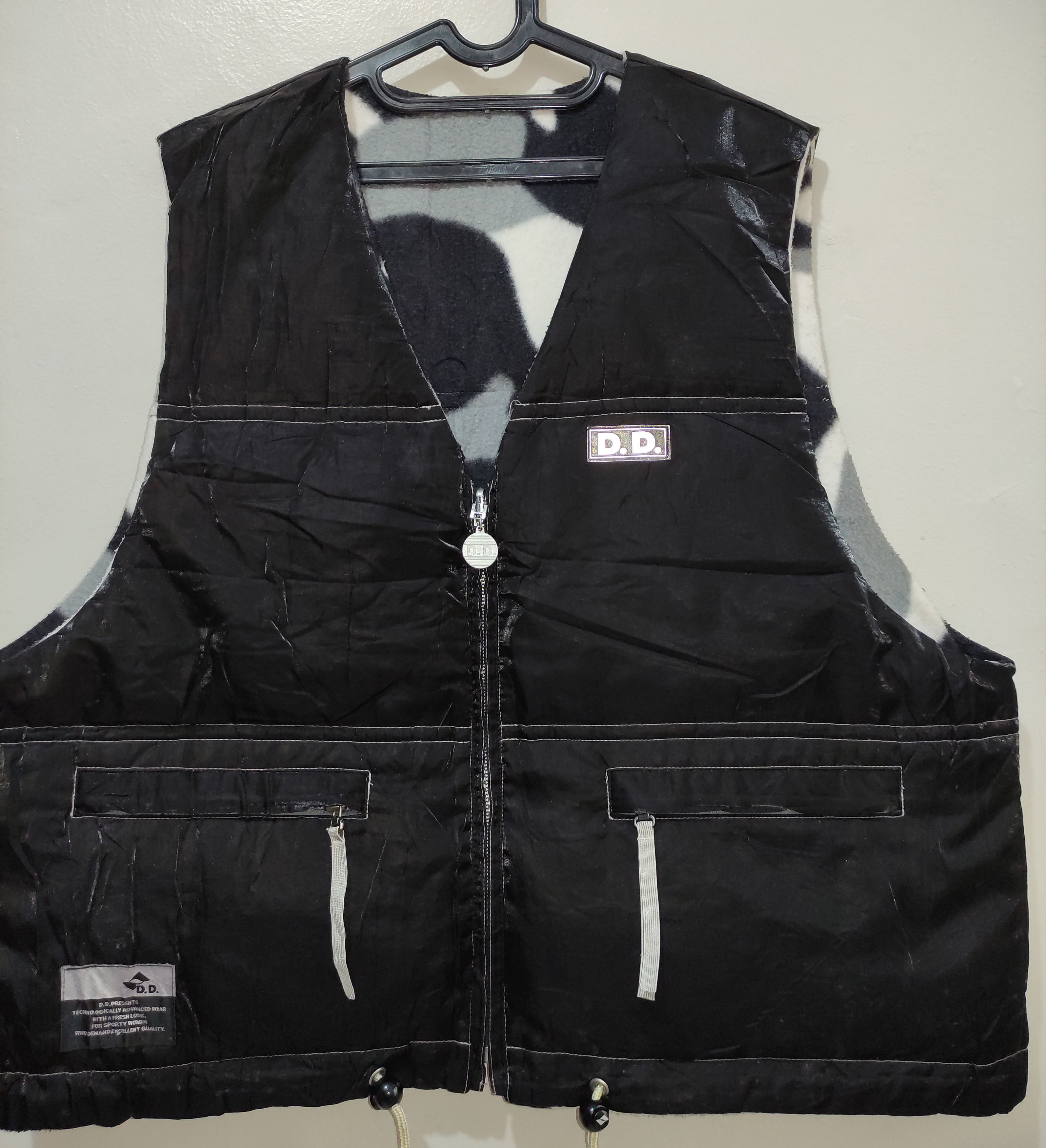 Descente Vintage 90s Descente Decor ski Sample Black Puffer Vest Size US L / EU 52-54 / 3 - 5 Thumbnail