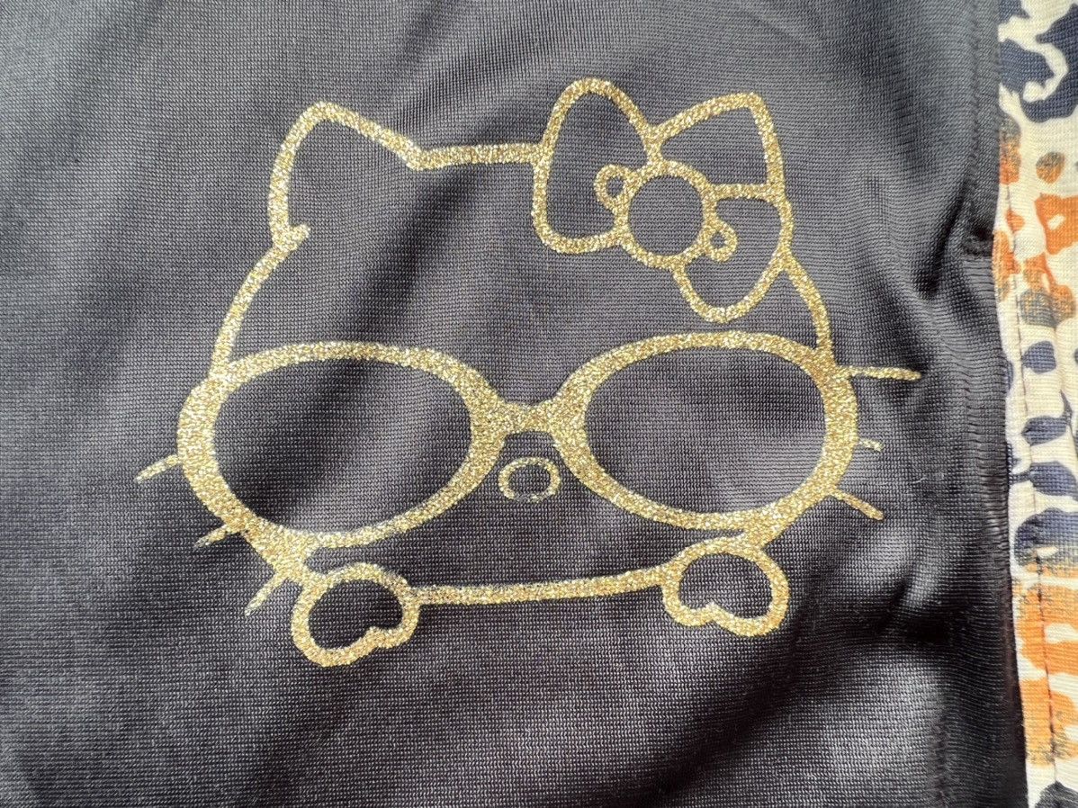 Anime HELLO KITTY LEOPARD SIDE TAPE TRACK BOTTOM Size US 32 / EU 48 - 16 Thumbnail