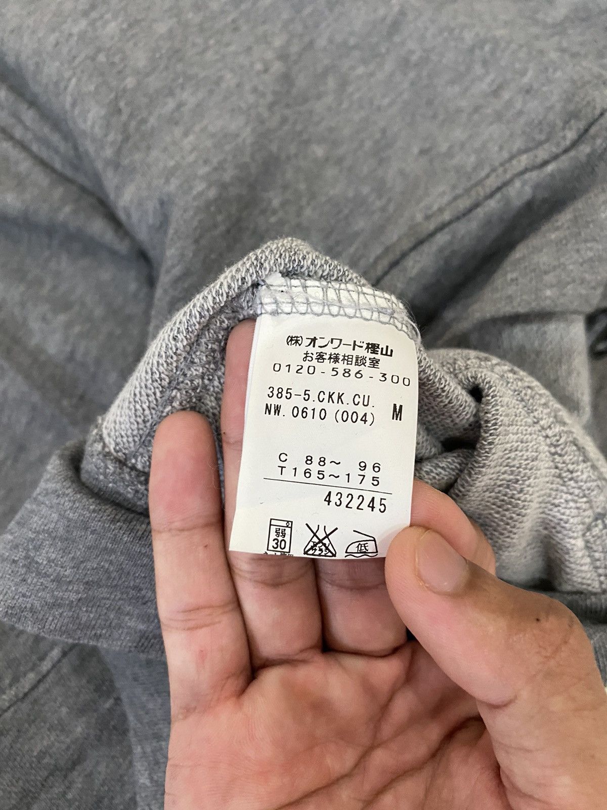 Calvin Klein × If Six Was Nine × Le Grande Bleu (L.G.B.) 🔥CALVIN KLEIN JEANS BIG LOGO SWEATER FUR HOODIES Size US M / EU 48-50 / 2 - 8 Thumbnail