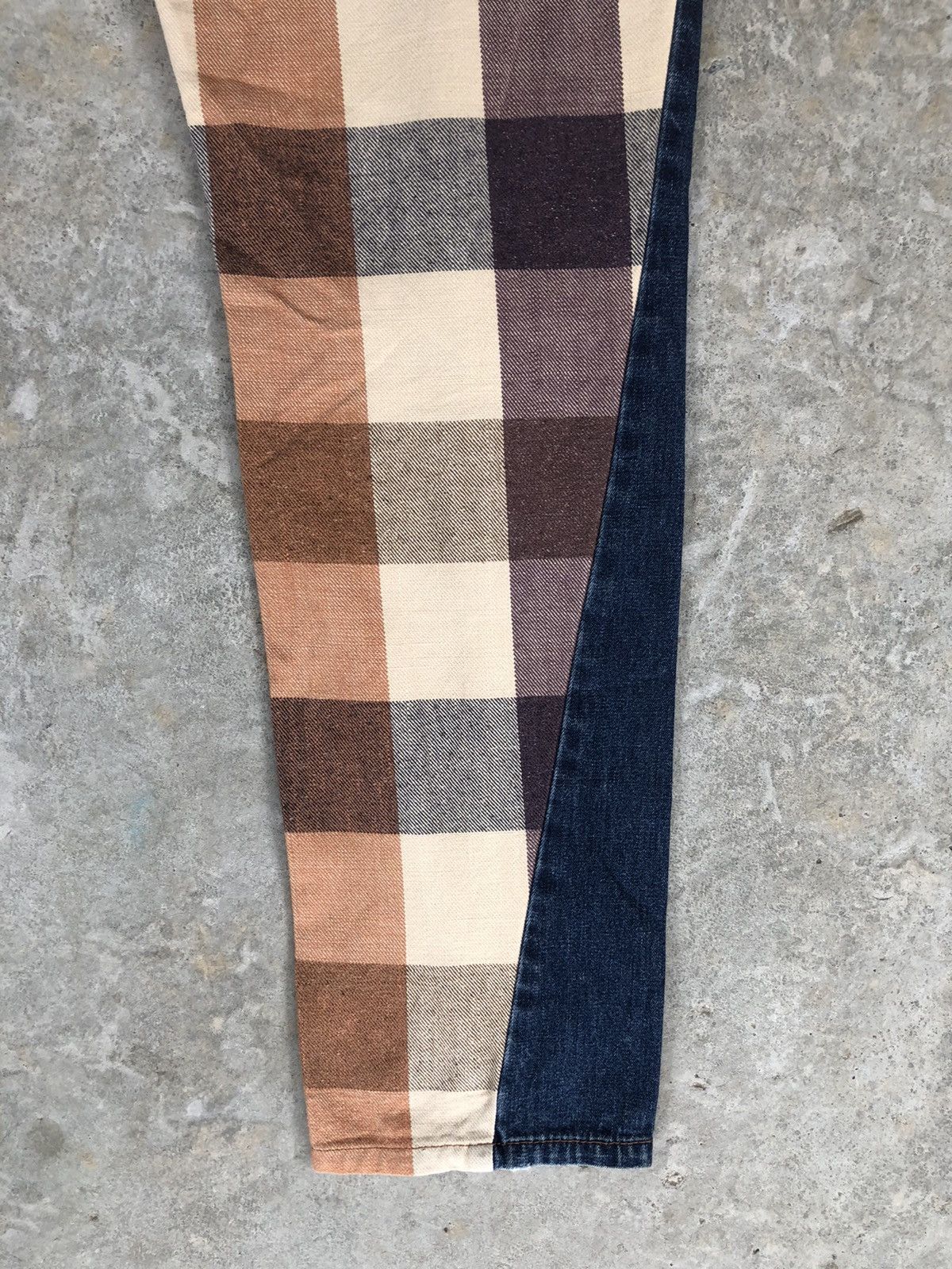 Japanese Brand Rare Ray Cassin Plaid Jeans Made in japan Size US 31 - 13 Thumbnail