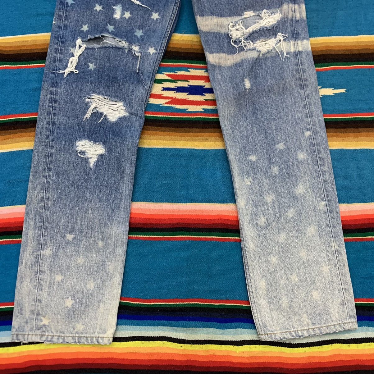 Japanese Brand RNA Inc American Flag Style Distressed Jeans Size US 34 / EU 50 - 5 Thumbnail