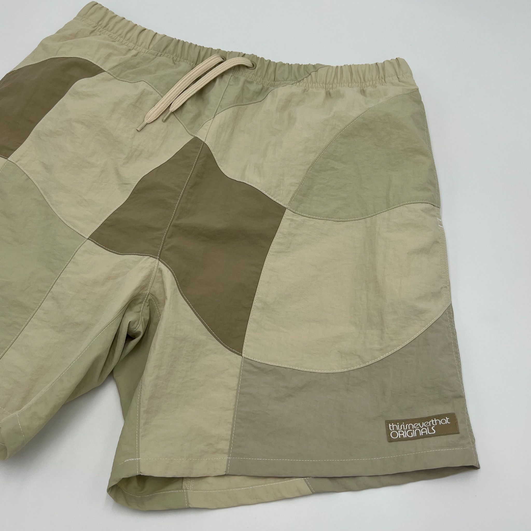 thisisneverthat Thisisneverthat Wave Shorts Beige • S Size US 30 / EU 46 - 7 Thumbnail
