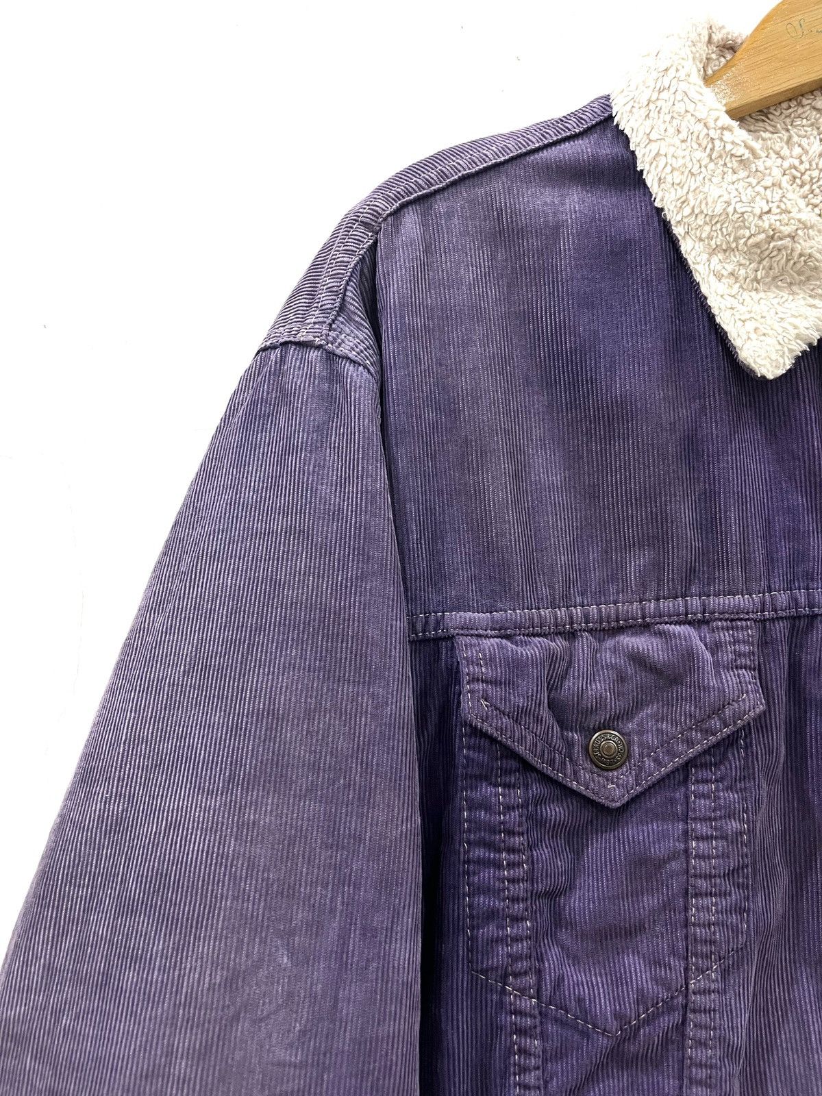 Levi's Vintage Levi's Jacket Sherpa Corduroy Size US XL / EU 56 / 4 - 4 Thumbnail