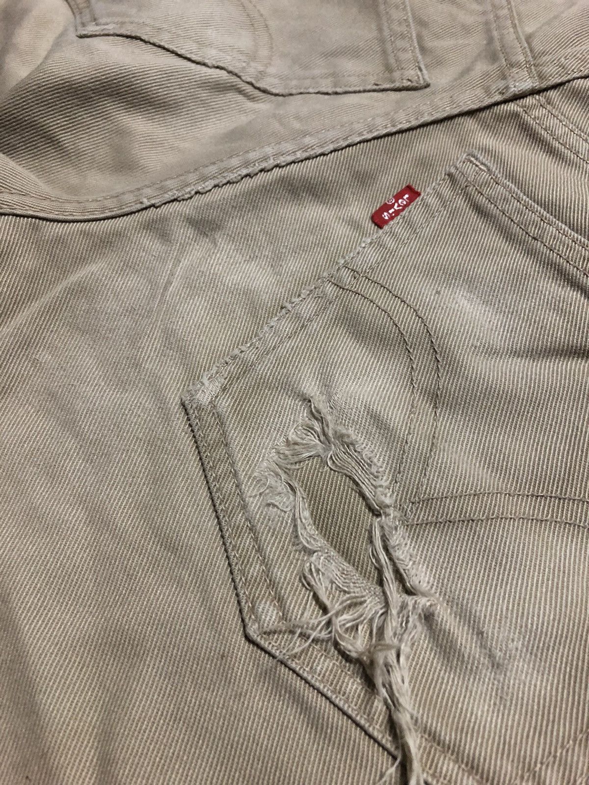 Levi's × Vintage VTGE Y2k LEVIS 502 DISTRESSED DENIM Size US 29 - 3 Thumbnail