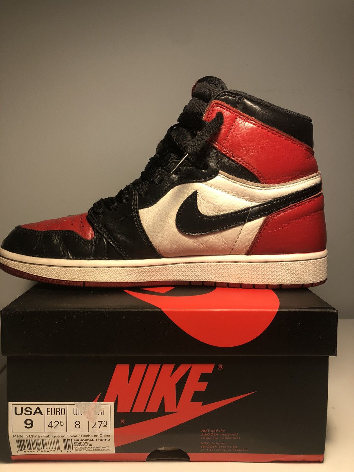 Jordan Brand Air Jordan 1 Retro High OG Bred Toe 2018 Size US 9 / EU 42 - 5 Thumbnail