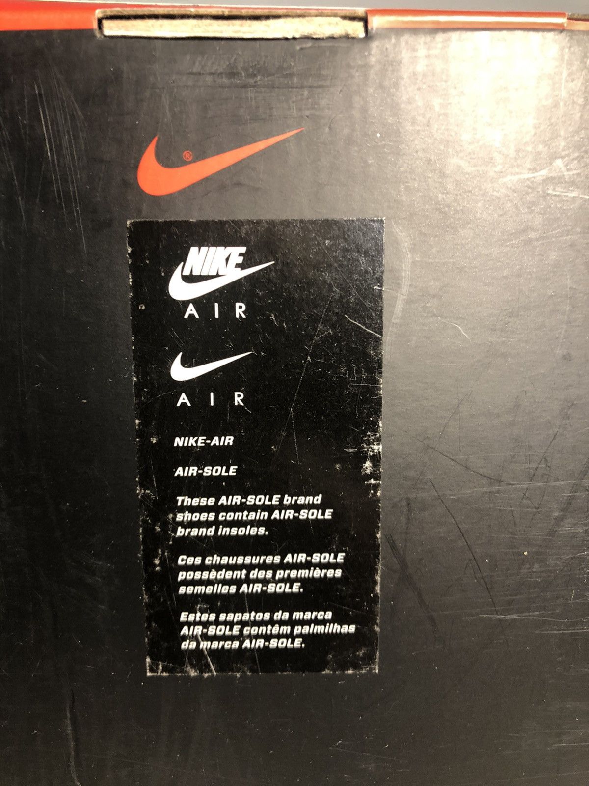 Jordan Brand Air Jordan 1 Retro High OG Bred Toe 2018 Size US 9 / EU 42 - 13 Thumbnail