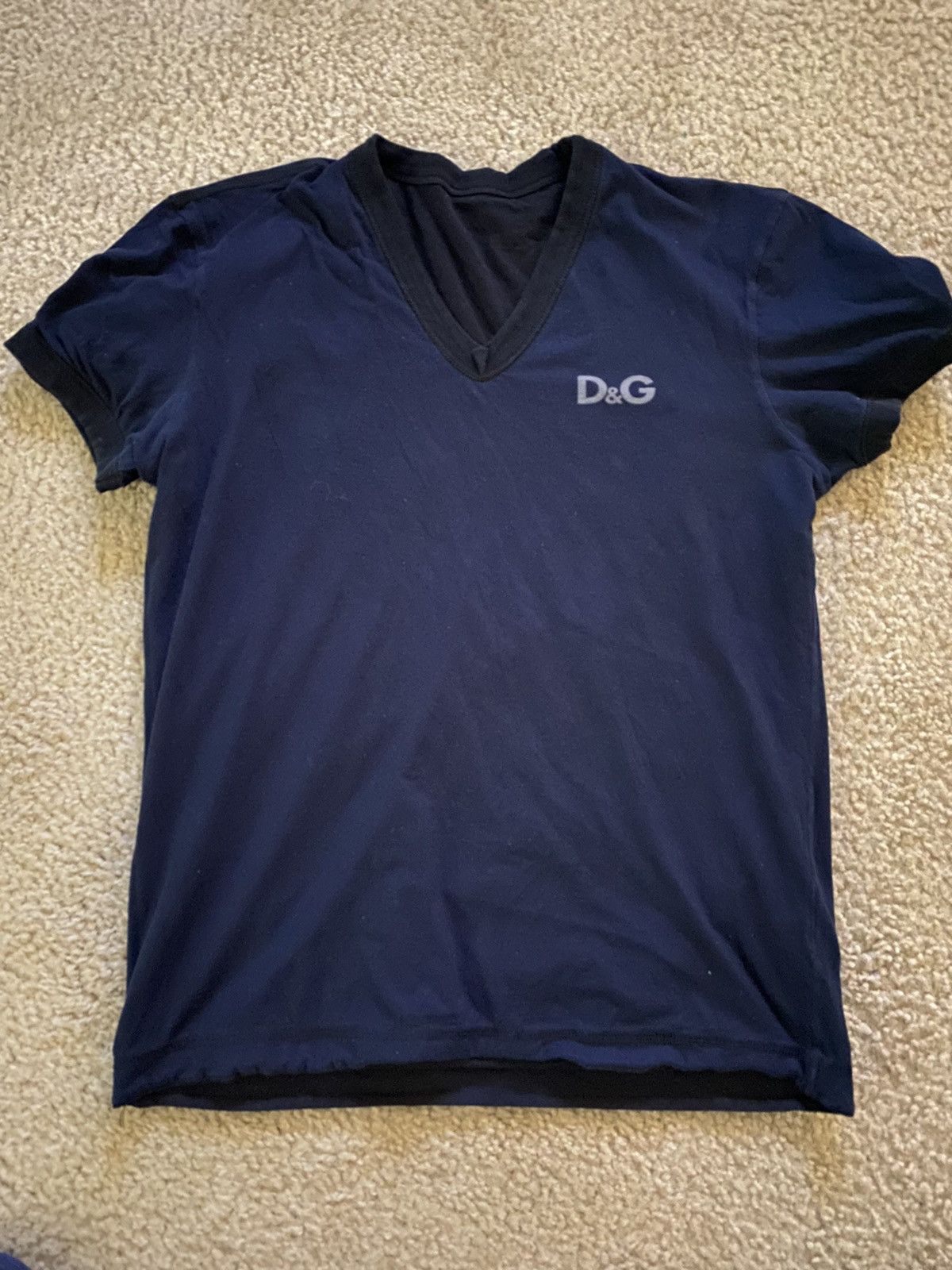 Dolce & Gabbana D&G men’s reversible V-neck Shirt Size US M / EU 48-50 / 2 - 2 Thumbnail