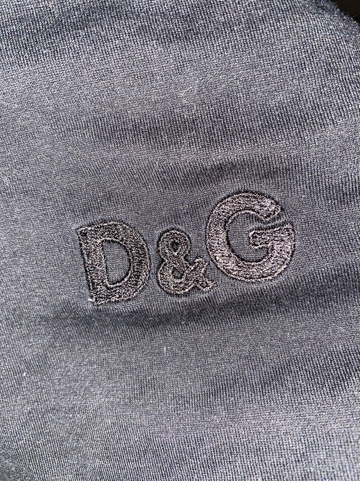 Dolce & Gabbana D&G men’s reversible V-neck Shirt Size US M / EU 48-50 / 2 - 7 Thumbnail