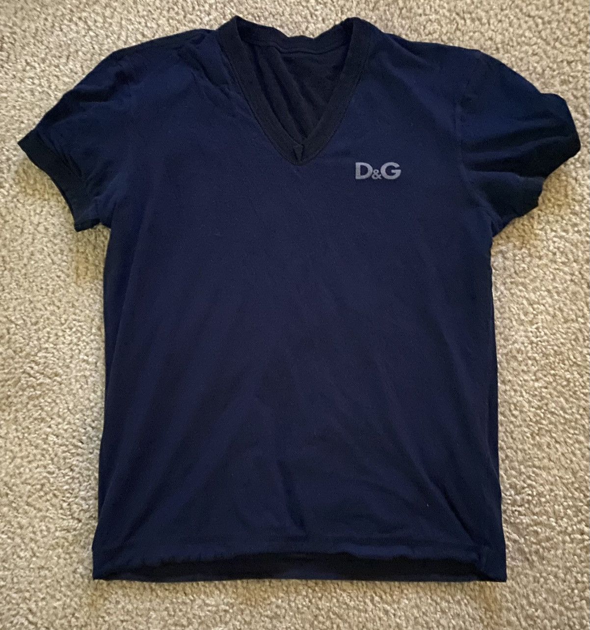 Dolce & Gabbana D&G men’s reversible V-neck Shirt Size US M / EU 48-50 / 2 - 6 Thumbnail