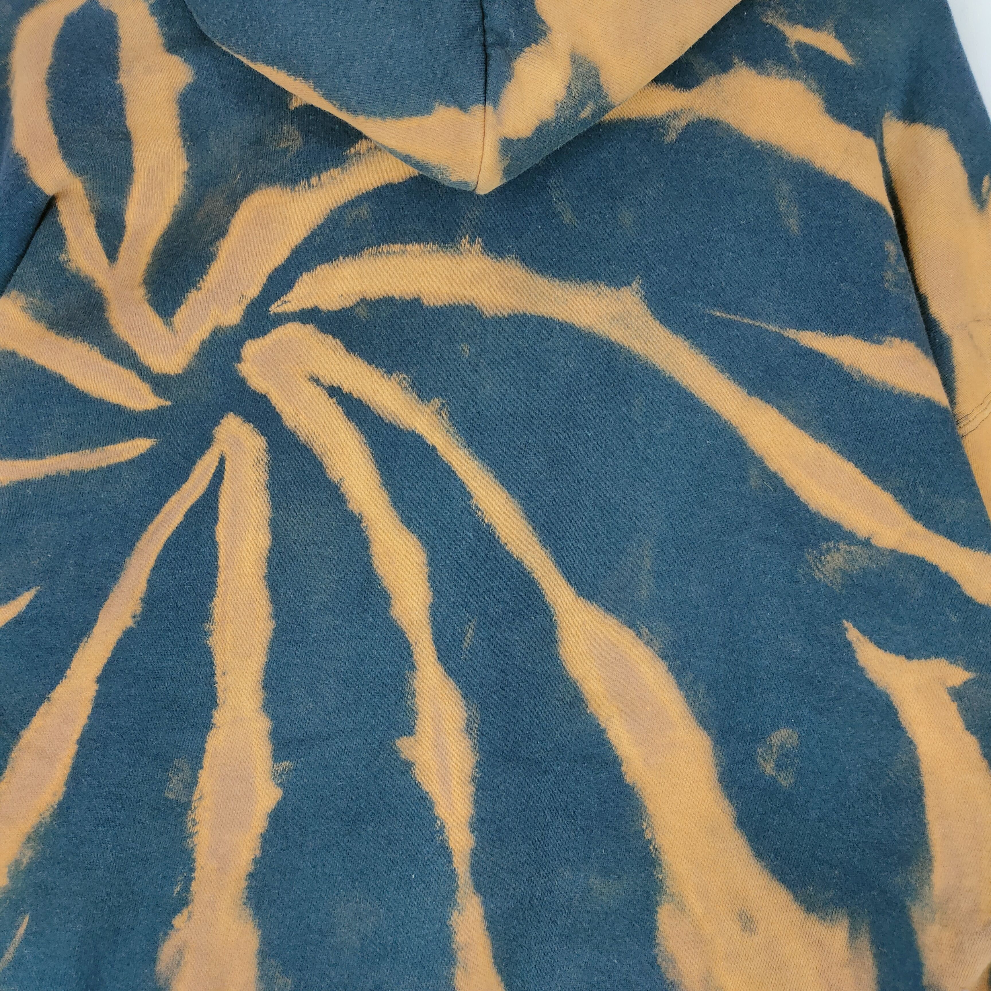 Nike × Vintage Vintage 90s NIKE EMBROIDERY SWOOSH Custom Bleach Hoodie Size US XL / EU 56 / 4 - 3 Thumbnail