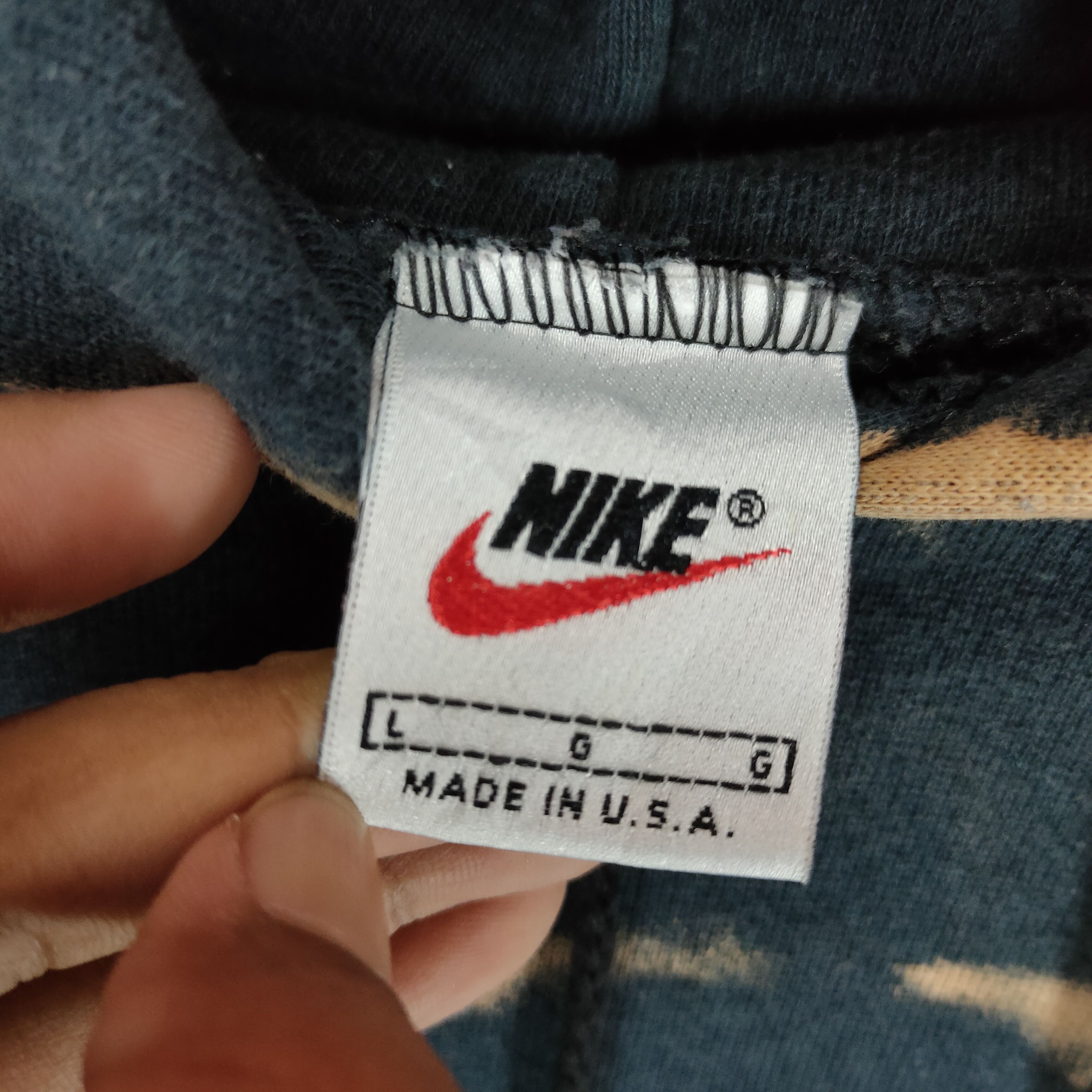 Nike × Vintage Vintage 90s NIKE EMBROIDERY SWOOSH Custom Bleach Hoodie Size US XL / EU 56 / 4 - 4 Thumbnail