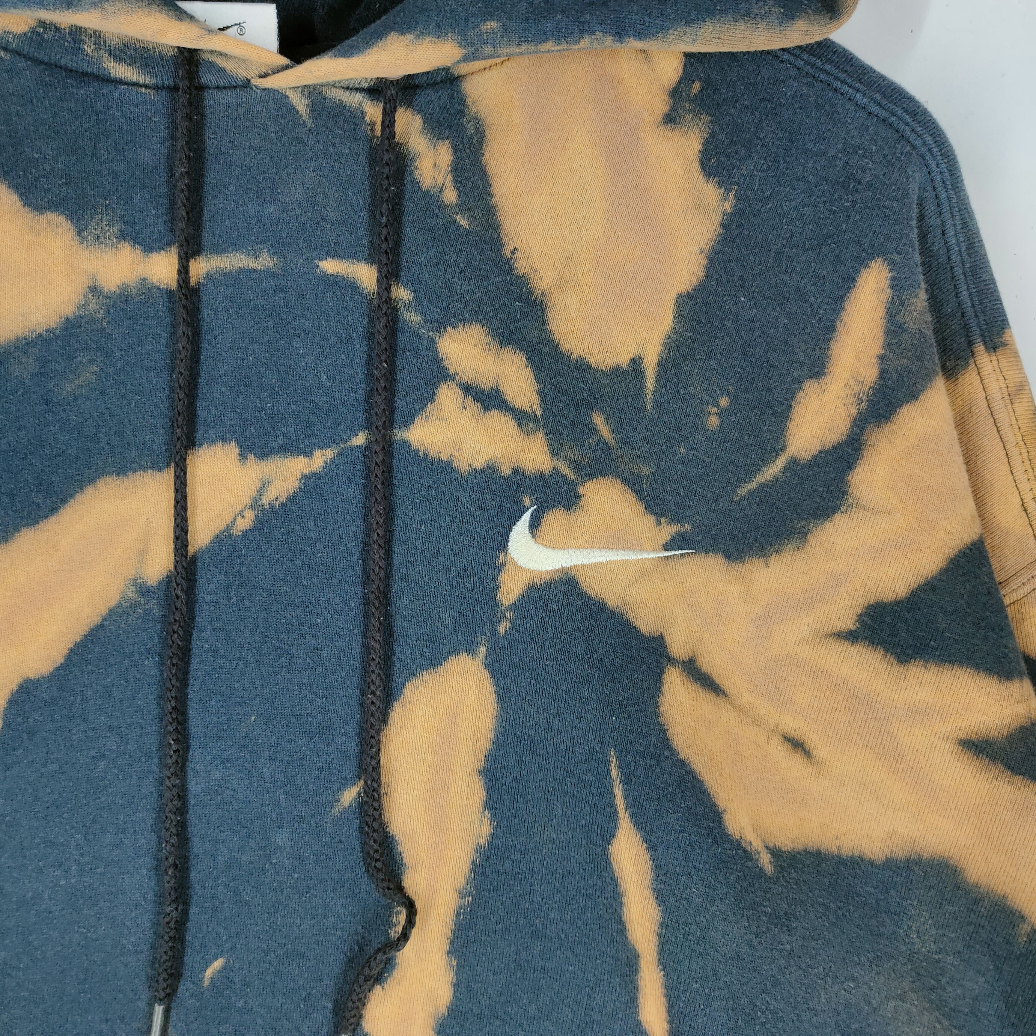 Nike × Vintage Vintage 90s NIKE EMBROIDERY SWOOSH Custom Bleach Hoodie Size US XL / EU 56 / 4 - 8 Thumbnail