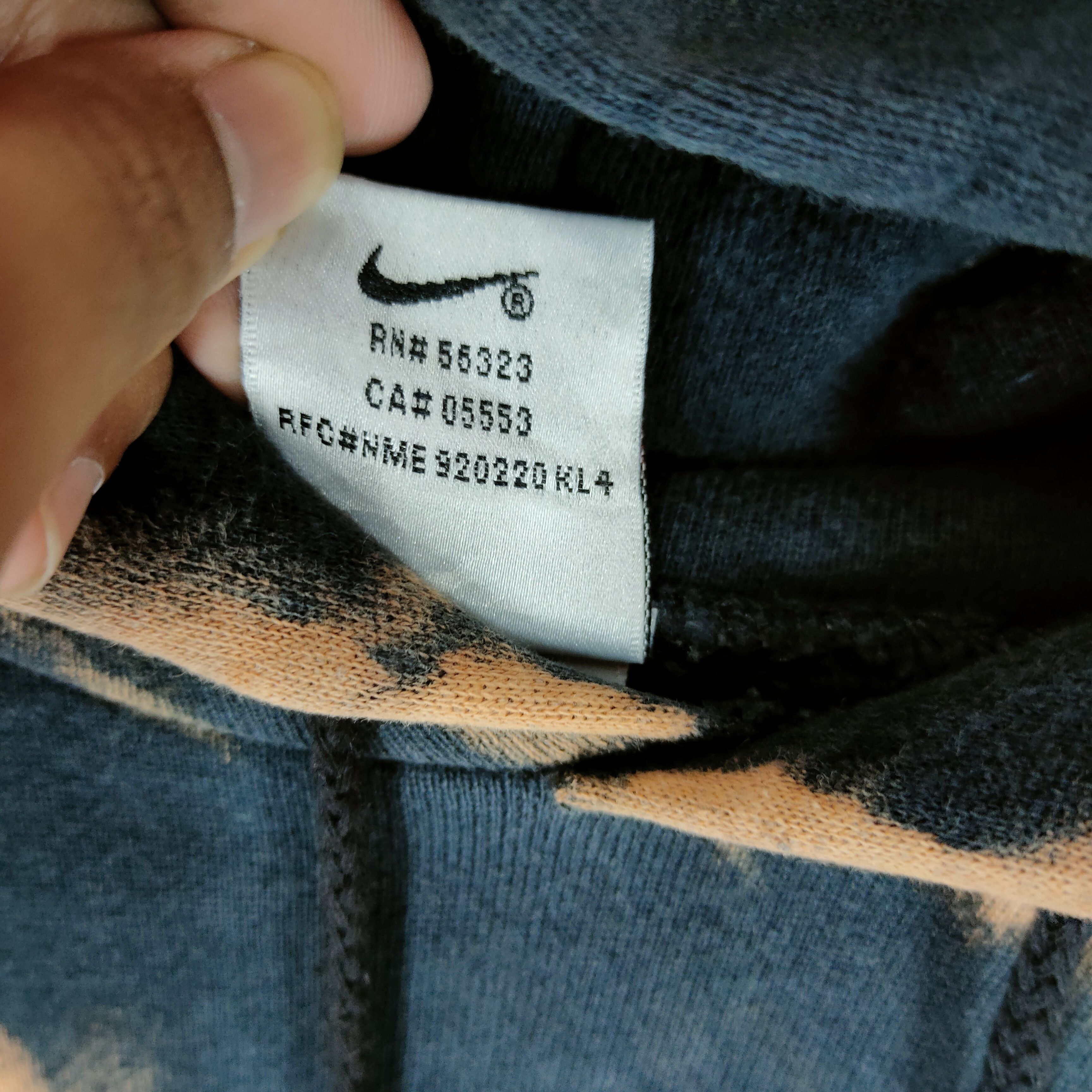 Nike × Vintage Vintage 90s NIKE EMBROIDERY SWOOSH Custom Bleach Hoodie Size US XL / EU 56 / 4 - 5 Thumbnail
