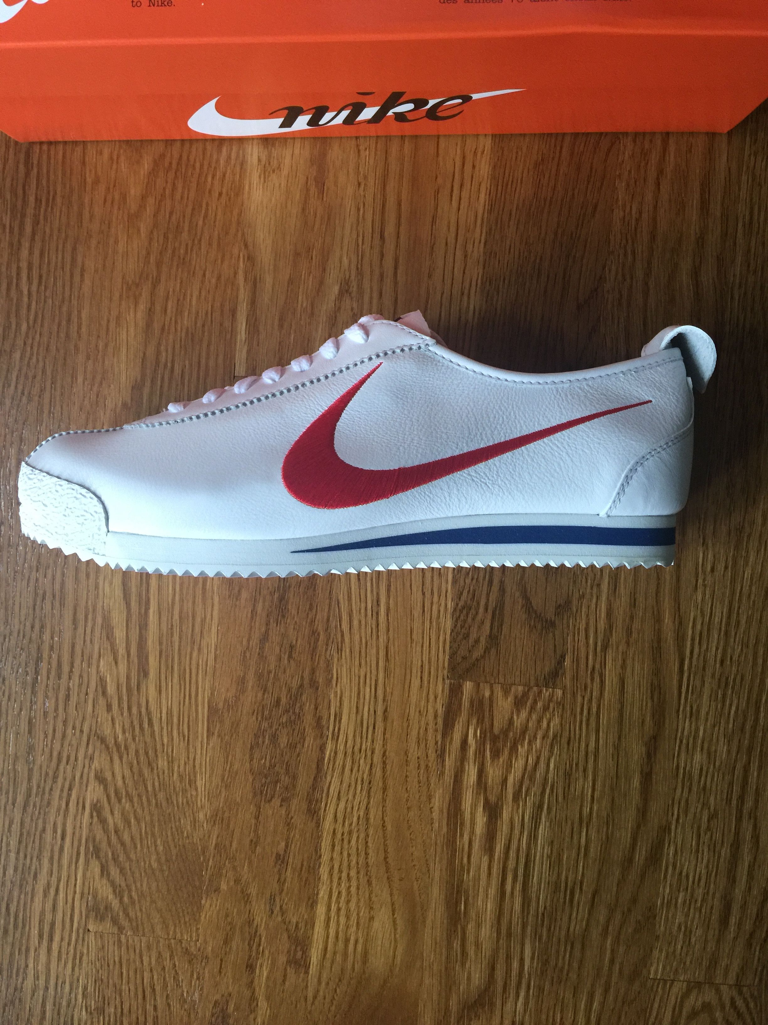 Nike 4 White Nike Cortez Shoe Dog Vintage 72 Shoe Dog OG Swoosh Size US 5 / EU 37 - 5 Thumbnail