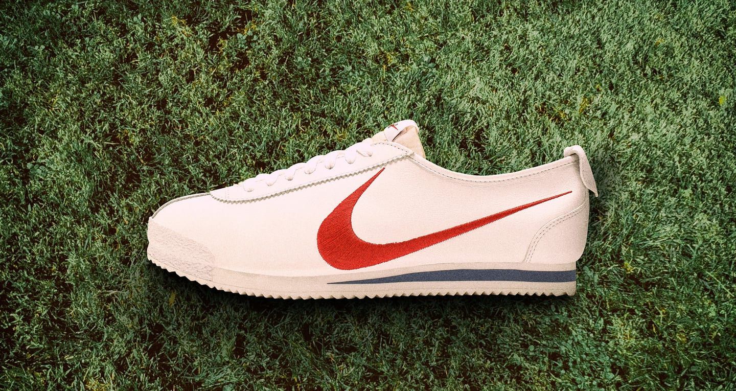 Nike 4 White Nike Cortez Shoe Dog Vintage 72 Shoe Dog OG Swoosh Size US 5 / EU 37 - 11 Thumbnail