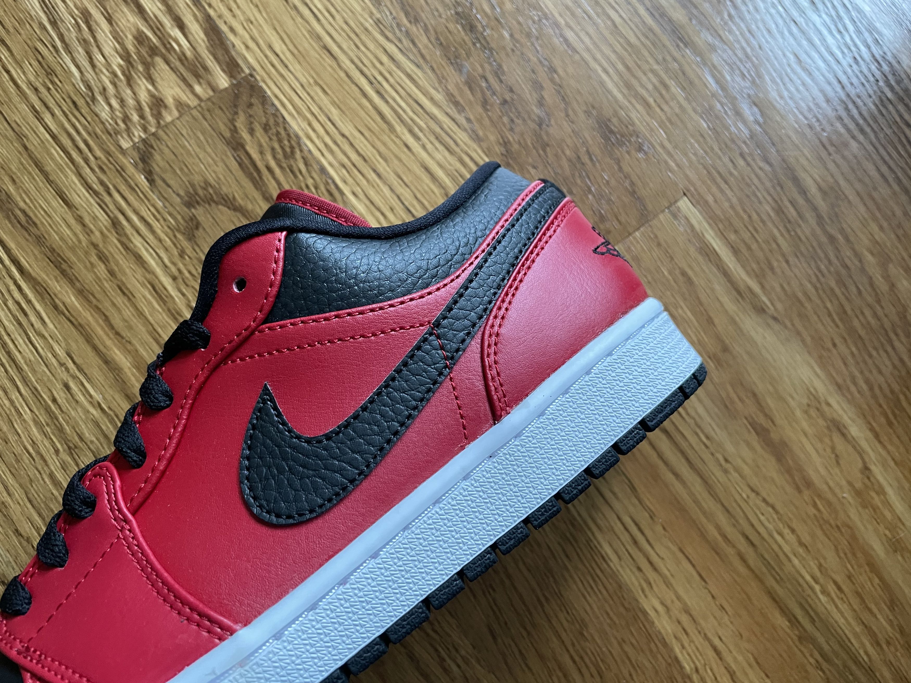 Jordan Brand 10.5 SHIPS FAST Air Jordan 1 Low Reverse Bred OG SE 3 4 11 Size US 10.5 / EU 43-44 - 7 Thumbnail