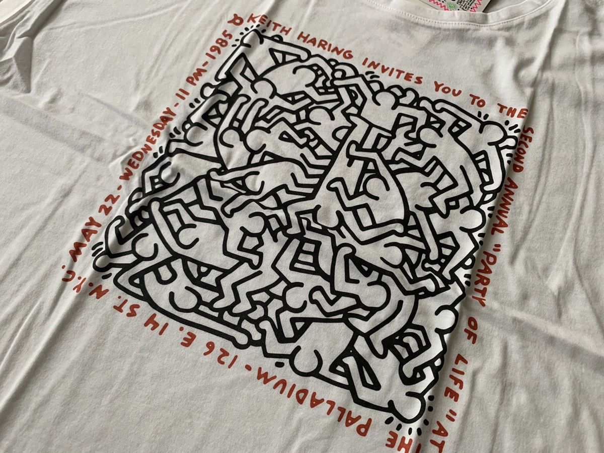 Keith Haring Womens XS Uniqlo Keith Haring White T-Shirt SPRZ MOMA Tee Size XS / US 0-2 / IT 36-38 - 2 Thumbnail