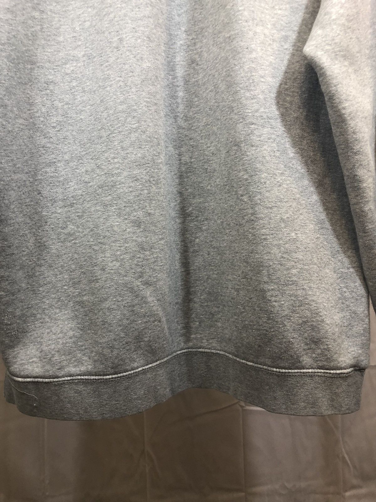 Nike Distressed Nike Blank Gray Y2K 2000s Hoodie Size US L / EU 52-54 / 3 - 16 Thumbnail