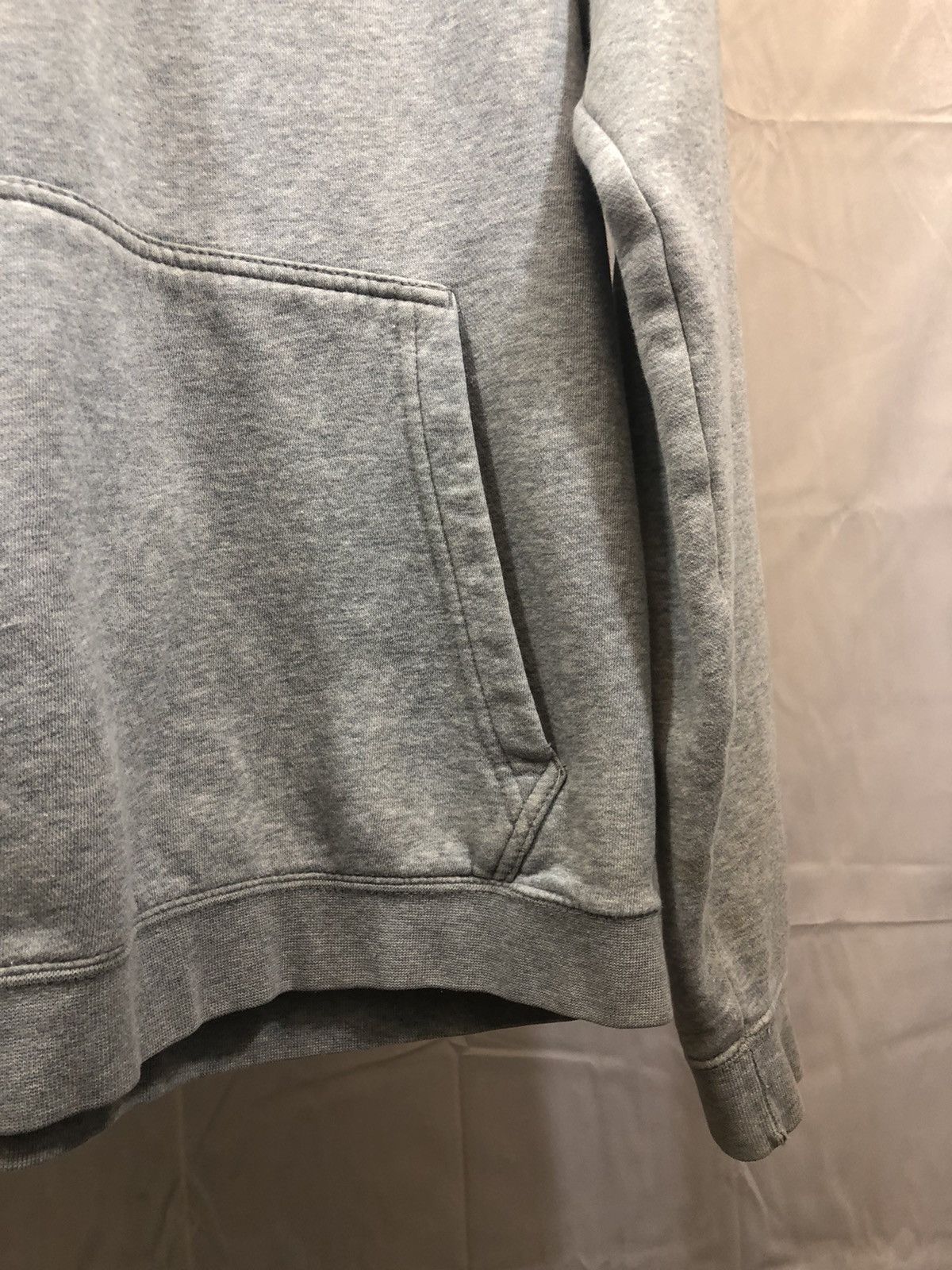 Nike Distressed Nike Blank Gray Y2K 2000s Hoodie Size US L / EU 52-54 / 3 - 6 Thumbnail