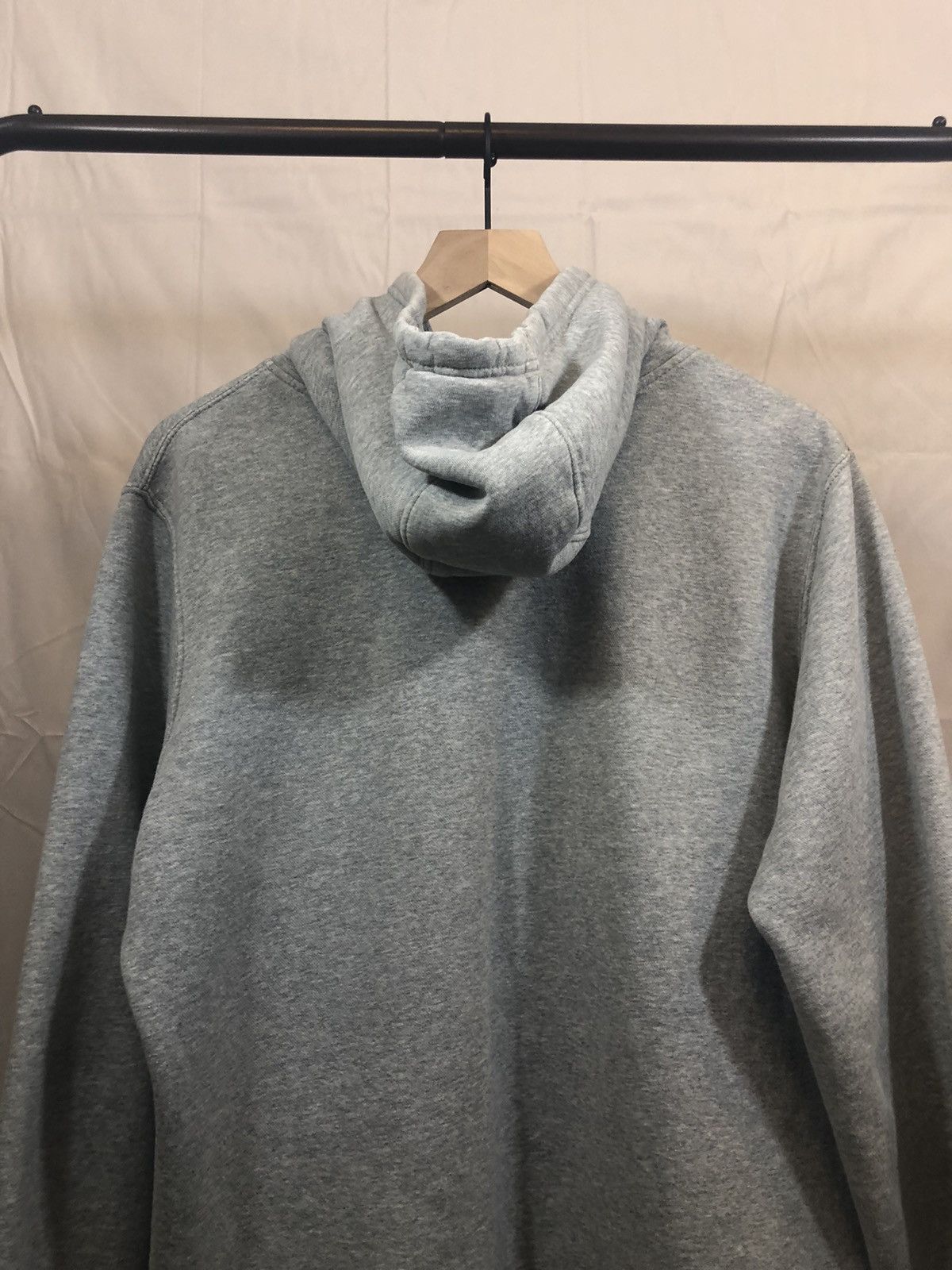 Nike Distressed Nike Blank Gray Y2K 2000s Hoodie Size US L / EU 52-54 / 3 - 17 Thumbnail