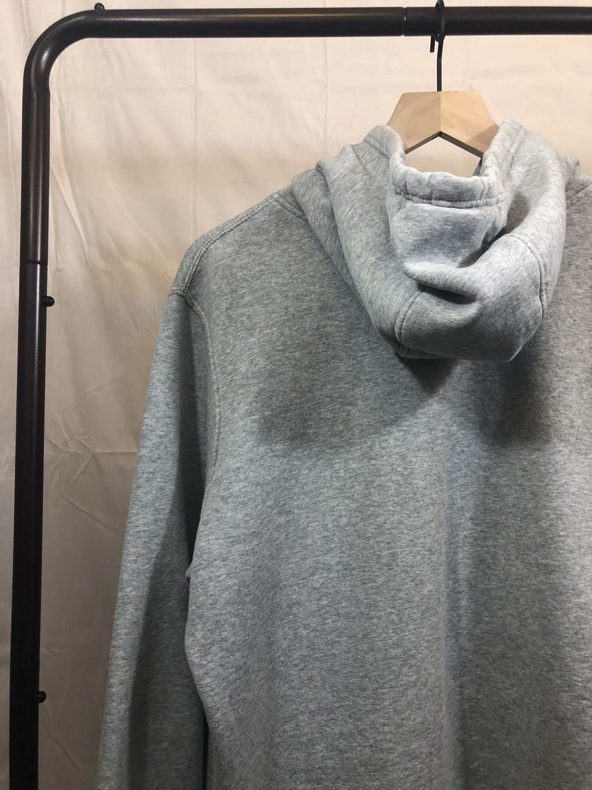 Nike Distressed Nike Blank Gray Y2K 2000s Hoodie Size US L / EU 52-54 / 3 - 12 Thumbnail