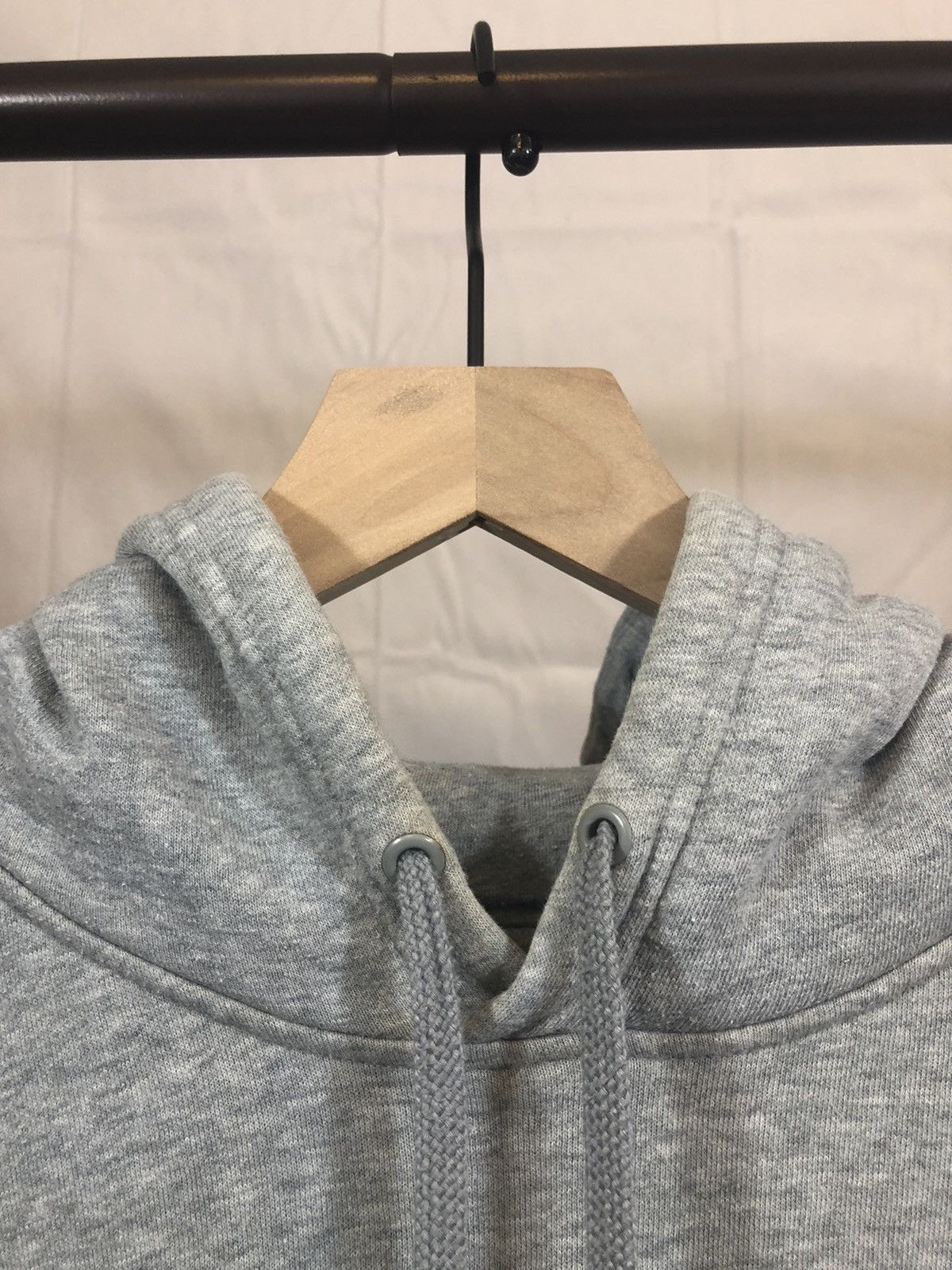 Nike Distressed Nike Blank Gray Y2K 2000s Hoodie Size US L / EU 52-54 / 3 - 3 Thumbnail