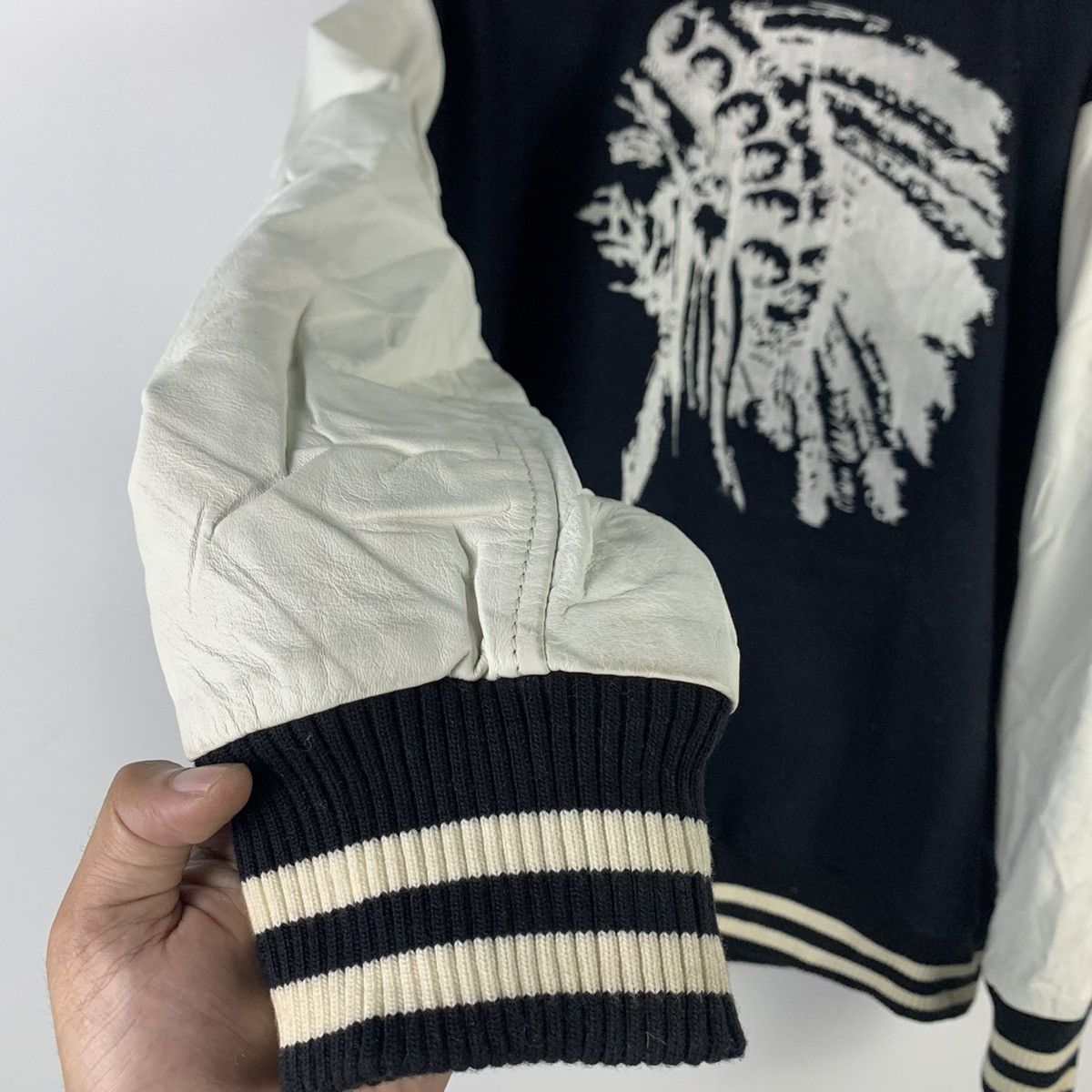 Japanese Brand × Vintage 🔥NS239🔥Vintage TOMHAWKS big logos varsity jacket Size US L / EU 52-54 / 3 - 7 Thumbnail