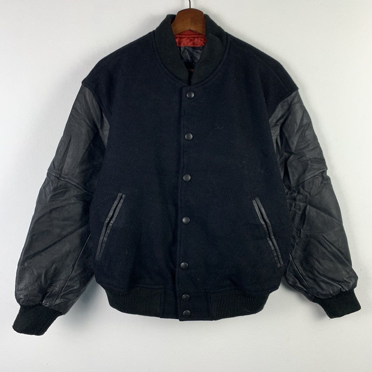 Mr. Junko × Vintage 🔥NK51🔥Mr.JUNKO Black Leather varsity jackets Size US S / EU 44-46 / 1 - 2 Thumbnail